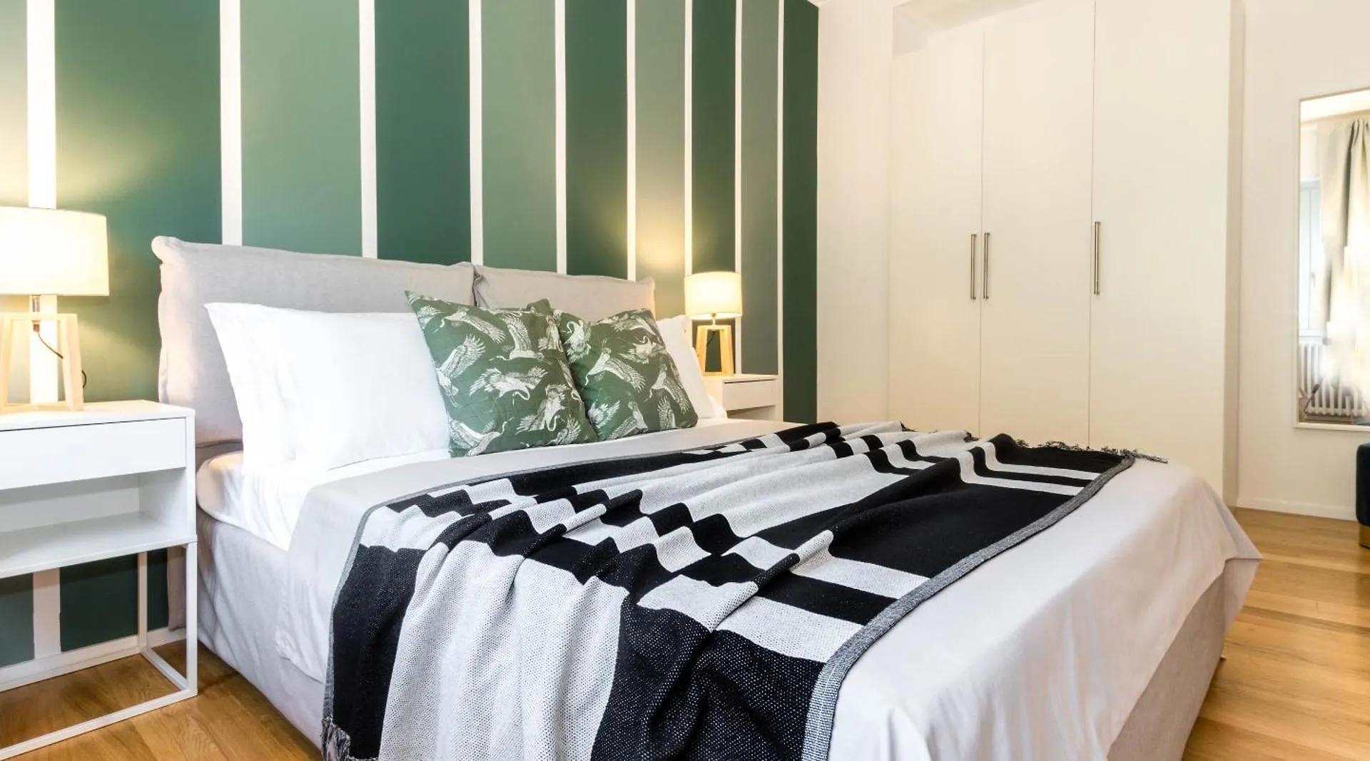Apartment Joivy Delightful Flats Near Citylife District Milan