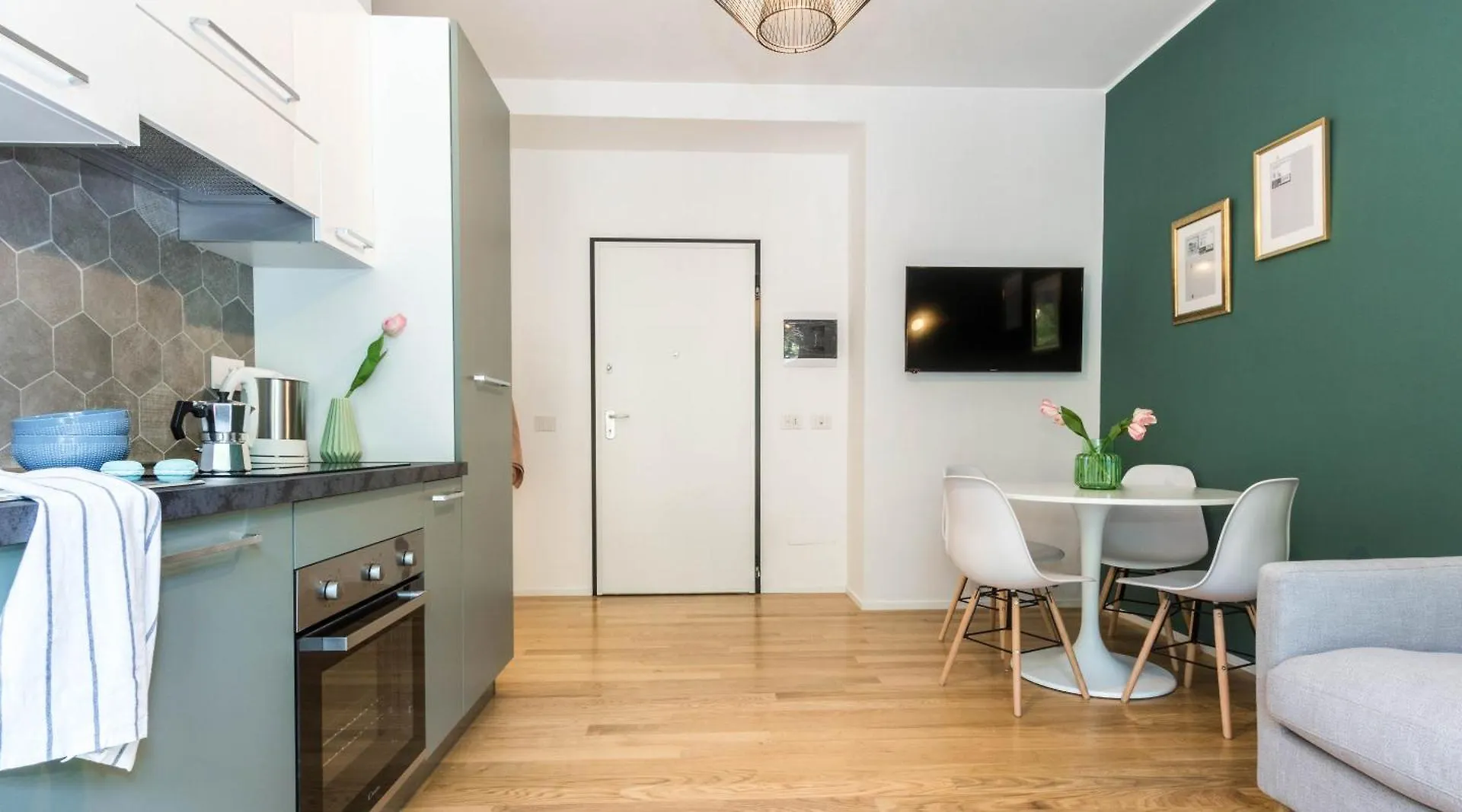 Joivy Delightful Flats Near Citylife District ミラノ アパート